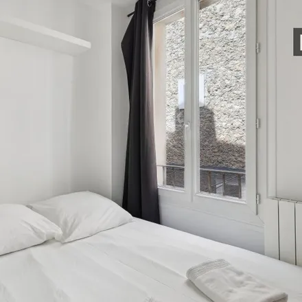 Rent this studio apartment on 11 Rue Guisarde in 75006 Paris, France