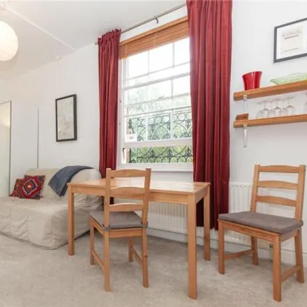 Image 6 - Folly Bridge House, 4 Jubilee Terrace, Grandpont, Oxford, OX1 4LB, United Kingdom - Room for rent