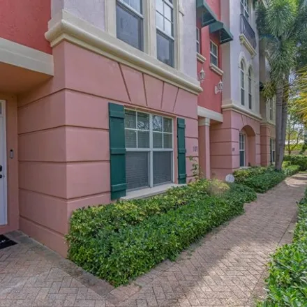 Image 2 - 1064 Northeast 17th Way, Fort Lauderdale, FL 33304, USA - Townhouse for sale