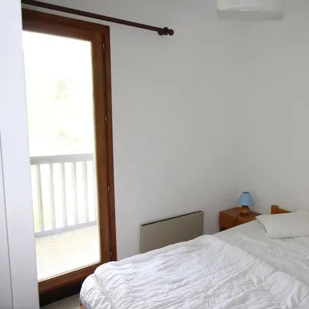 Rent this 2 bed apartment on Auris in Isère, France