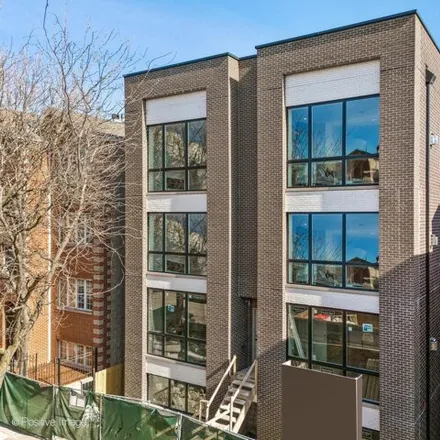 Buy this 4 bed condo on 1525 North Bosworth Avenue in Chicago, IL 60622