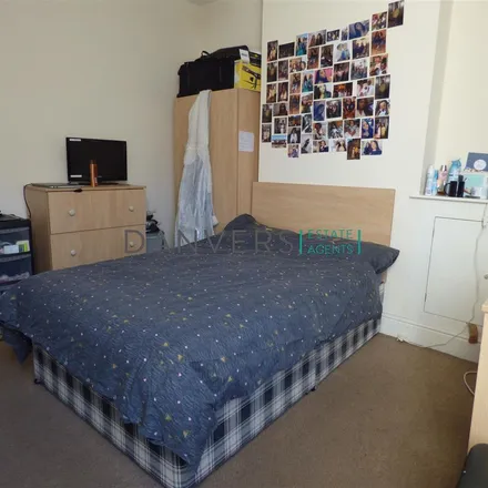 Rent this 3 bed apartment on Ridley Street in Leicester, LE3 0QL