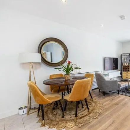 Image 2 - Lambourne House, Apple Yard, London, SE20 8FU, United Kingdom - Apartment for rent