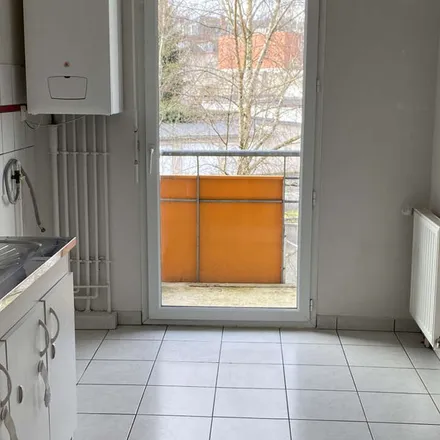Image 9 - 16 Rue de Beauvais, 87100 Limoges, France - Apartment for rent