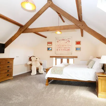 Rent this 3 bed duplex on Stoke Gabriel in TQ5 0EL, United Kingdom