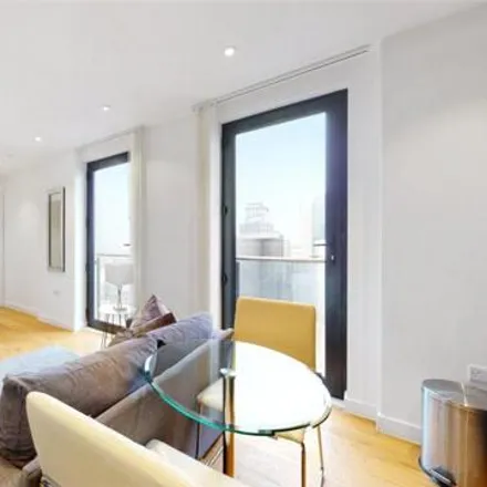Buy this 1 bed apartment on Ordnance Building in Flank Street, London