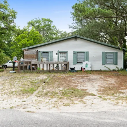 Image 3 - 148 Northwest 3rd Street, Oak Island, Brunswick County, NC 28465, USA - Duplex for sale