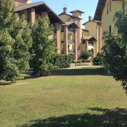 Rent this 2 bed apartment on Via Giuseppe Garibaldi 22 in 20051 Cassina de' Pecchi MI, Italy