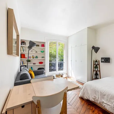 Image 1 - Voie M/18, 75018 Paris, France - Apartment for rent