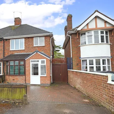 Buy this 3 bed duplex on Scraptoft Lane in Leicester, LE5 1AU