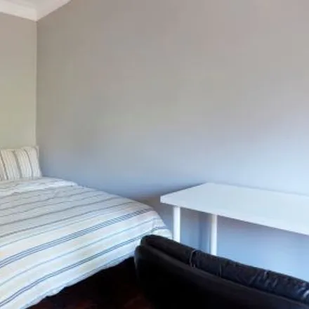 Rent this 3 bed room on Capital in Avenida Elias Garcia 87, 1050-097 Lisbon