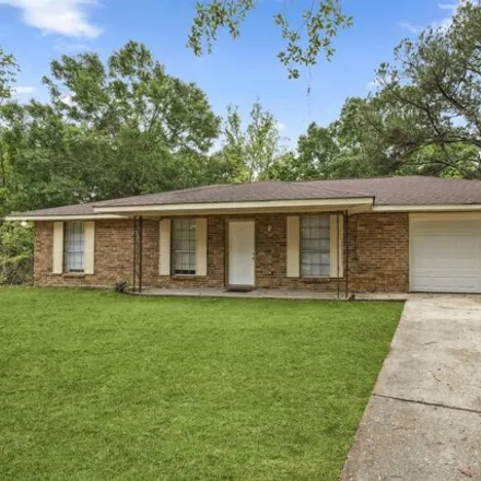 Image 2 - 8401 Hickcock Drive, Comite Estates, East Baton Rouge Parish, LA 70811, USA - House for sale