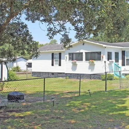 Buy this studio apartment on 1469 Wren Place Southwest in Brunswick County, NC 28470