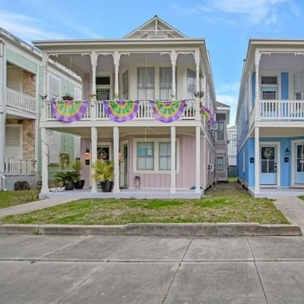 Rent this 2 bed apartment on Shykatz Cafe & Bakery in 1528 Avenue L, Galveston
