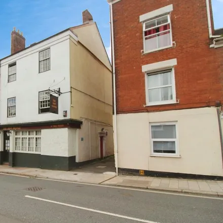 Rent this 4 bed apartment on 2 St David's Terrace in Exeter, EX4 3RF