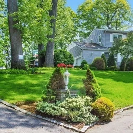 Image 1 - 50 Oriole Drive, Village of Roslyn Harbor, North Hempstead, NY 11576, USA - House for sale