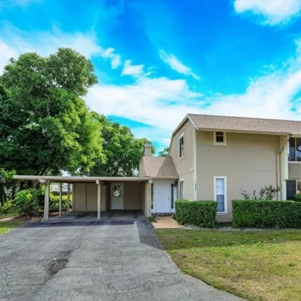 Rent this 3 bed townhouse on 1908 Abbington Street in Apopka, FL 32712