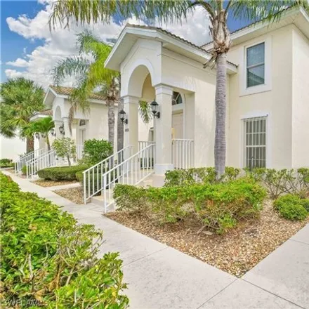 Buy this 2 bed condo on 9607 Hemingway Lane in Arborwood, Fort Myers