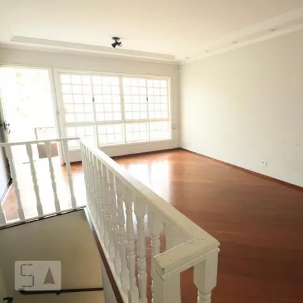 Rent this 4 bed house on Rua Dezessete de Março in Paulicéia, São Bernardo do Campo - SP