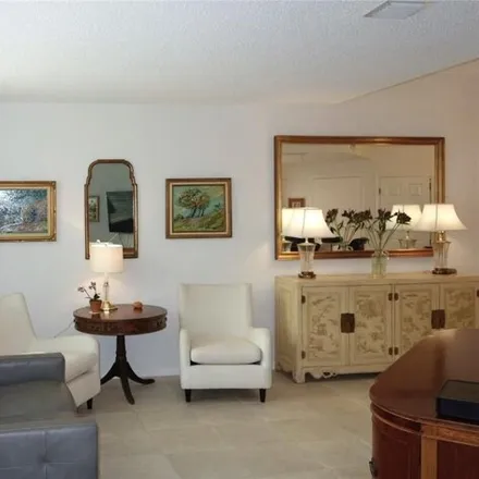 Image 3 - 1934 South Ocean Walk Lane, Lauderdale-by-the-Sea, Broward County, FL 33062, USA - Condo for sale