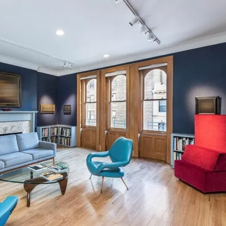 Image 2 - 17 East 76th Street, New York, NY 10021, USA - Townhouse for sale