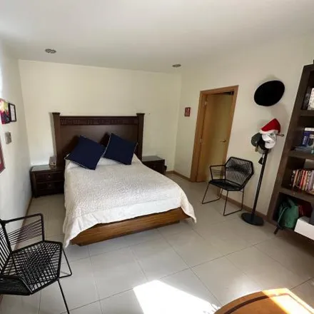 Buy this 3 bed house on Boulevard Jardín del Real Oriente in Parque Real, 45138 Nuevo México