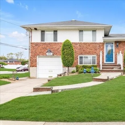 Buy this 3 bed house on 2511 Howard Road in North Bellmore, NY 11710