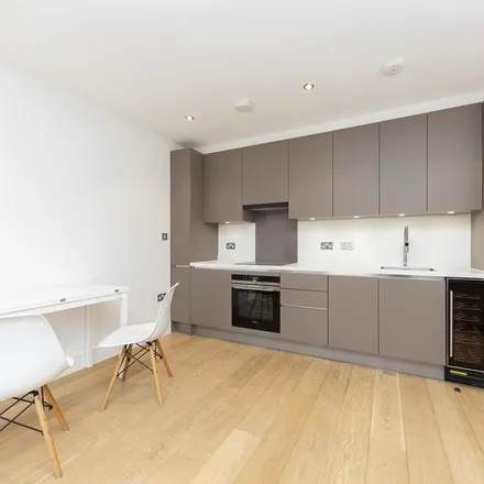 Rent this 1 bed apartment on 1-7 Triangle Place in London, SW4 7JB