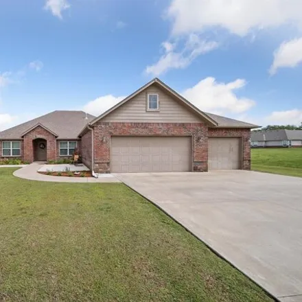 Buy this 4 bed house on 3601 West Country Road in Skiatook, OK 74070