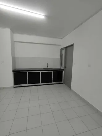 Rent this 1 bed apartment on Lily Apartments in Jalan 6/116B, Kuchai Lama