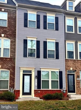 Rent this 3 bed townhouse on 43815 Stubble Corner Square in Ashburn, VA 20147