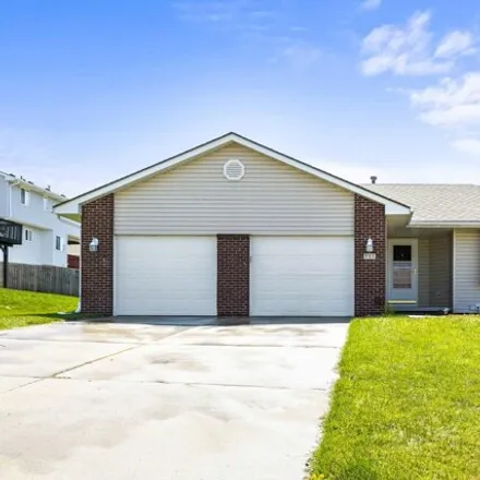Buy this 4 bed house on 735 Grenoble Drive in Sarpy County, NE 68123