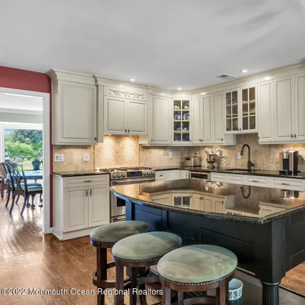 Image 9 - 18 Regent Drive, Shrewsbury, Monmouth County, NJ 07702, USA - House for sale