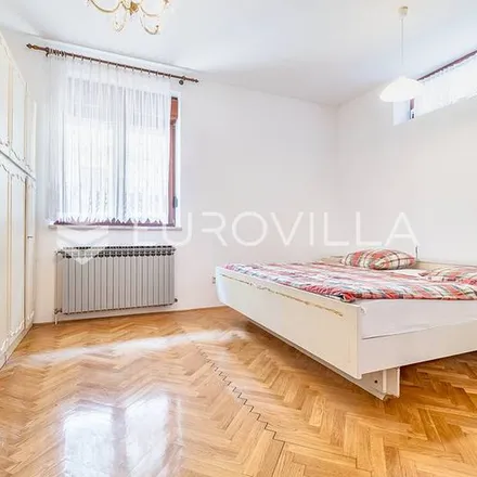 Image 4 - Kraljevec, 10112 City of Zagreb, Croatia - Apartment for rent