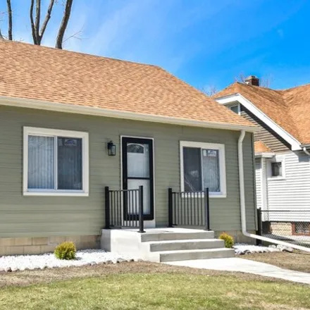 Buy this 3 bed house on 4555 North 39th Street in Milwaukee, WI 53209