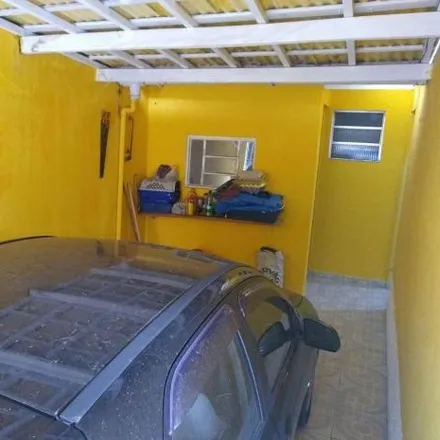 Buy this 3 bed house on Rua Vinte e Três de Maio in Centro, Guararema - SP