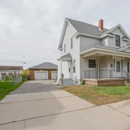Buy this 4 bed house on 2006 North 3rd Street in Wausau, WI 54403