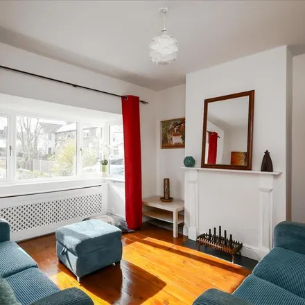 Rent this 4 bed house on Mashie Road in London, W3 7PT