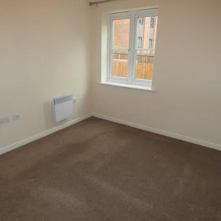 Image 6 - Harescombe Drive, Gloucester, GL1 3EY, United Kingdom - Apartment for rent