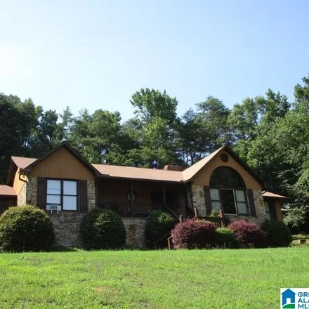 Buy this 4 bed house on 620 Lakeview Estates Drive in Lakeview Estates, Hueytown