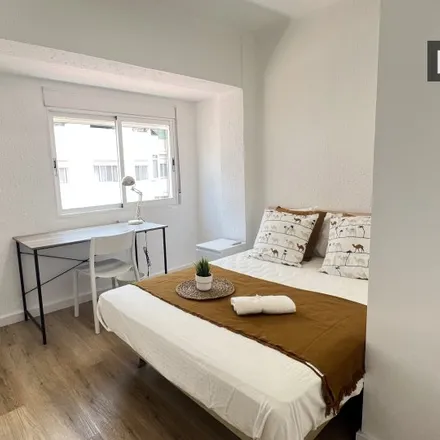 Rent this 4 bed room on Carrer del Pare Viñas in 47, 46019 Valencia