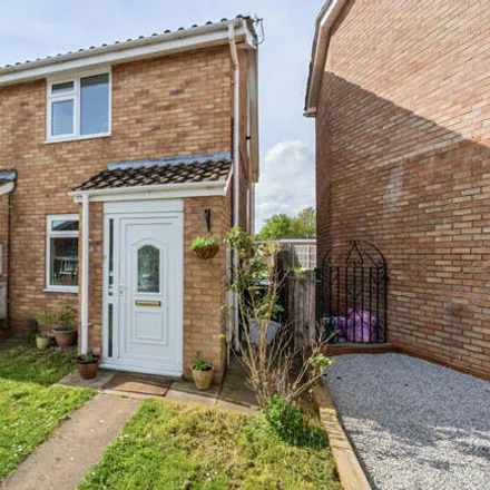 Buy this 2 bed house on Stanway in Oldland Common, BS30 6JU
