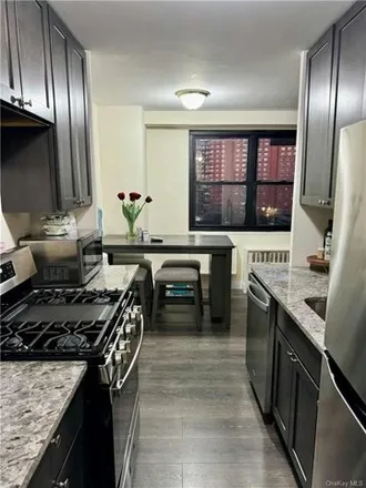 Image 1 - 880 Boynton Avenue, New York, NY 10473, USA - Apartment for sale
