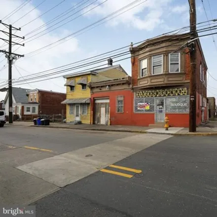 Image 2 - Xpress Audio & Wireless, 946 North 24th Street, East Camden, Camden, NJ 08105, USA - House for sale