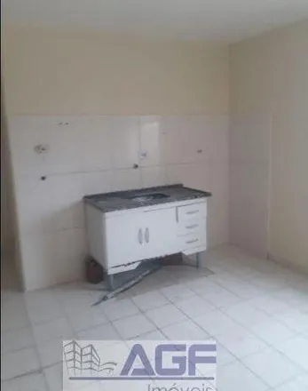 Rent this 1 bed apartment on Rua Padre Bento Dias Pacheco in Centro, Diadema - SP