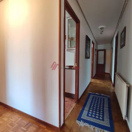 Rent this 3 bed apartment on El Corte Inglés in Avenida Ronda de los Tejares, 30