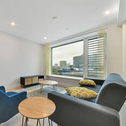 Image 2 - Hurlock Heights, Deacon Street, London, SE17 1FH, United Kingdom - Apartment for rent