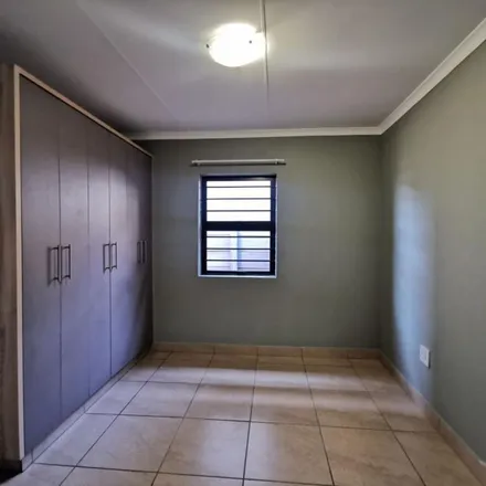 Image 8 - Teal and Red Street, Ekurhuleni Ward 53, Gauteng, 1454, South Africa - Apartment for rent