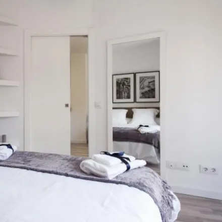 Image 3 - Carrer de Canalejas, 88, 08028 Barcelona, Spain - Apartment for rent