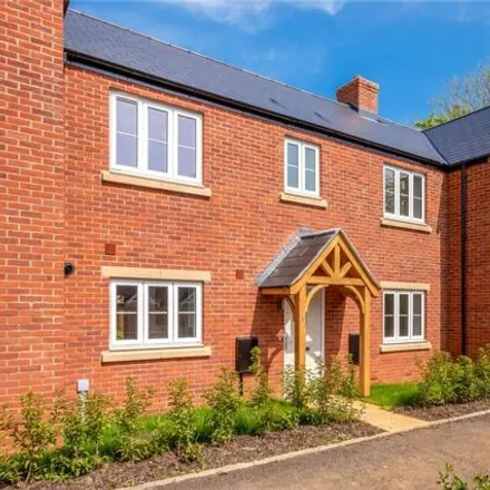 Buy this 3 bed townhouse on The Paddocks in Hempton Road, Deddington